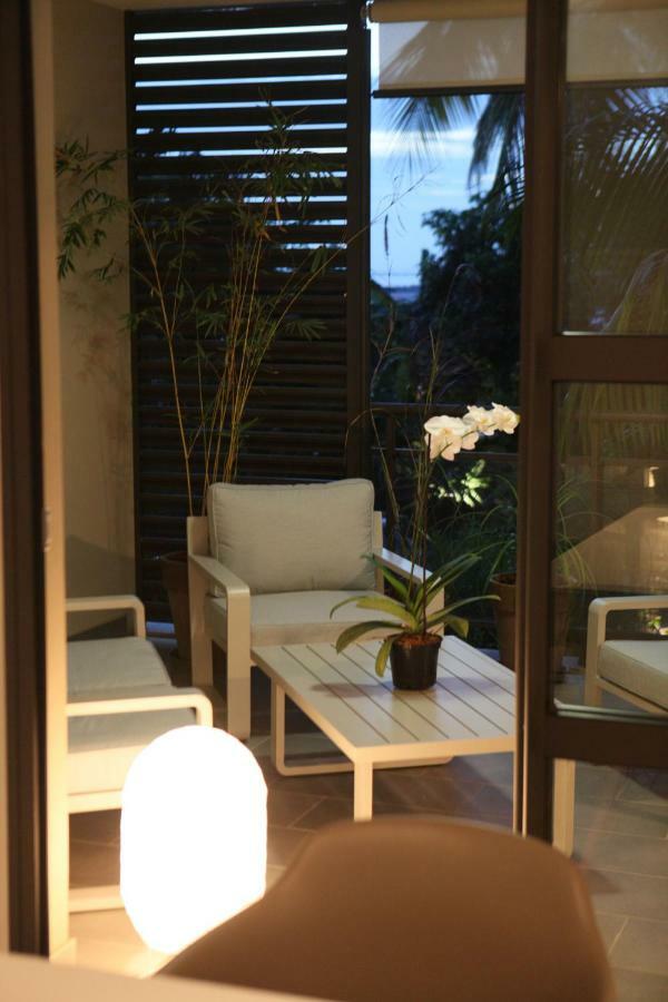 100 Rue Suffren Appartement Saint Pierre Buitenkant foto