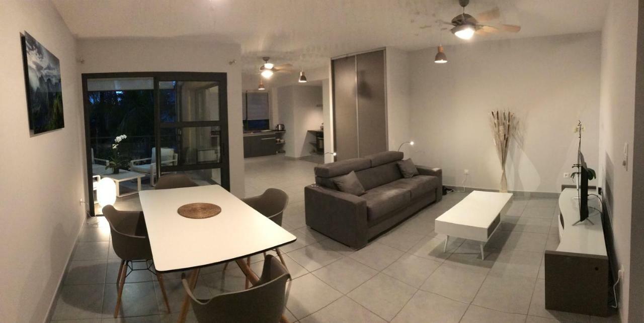 100 Rue Suffren Appartement Saint Pierre Buitenkant foto