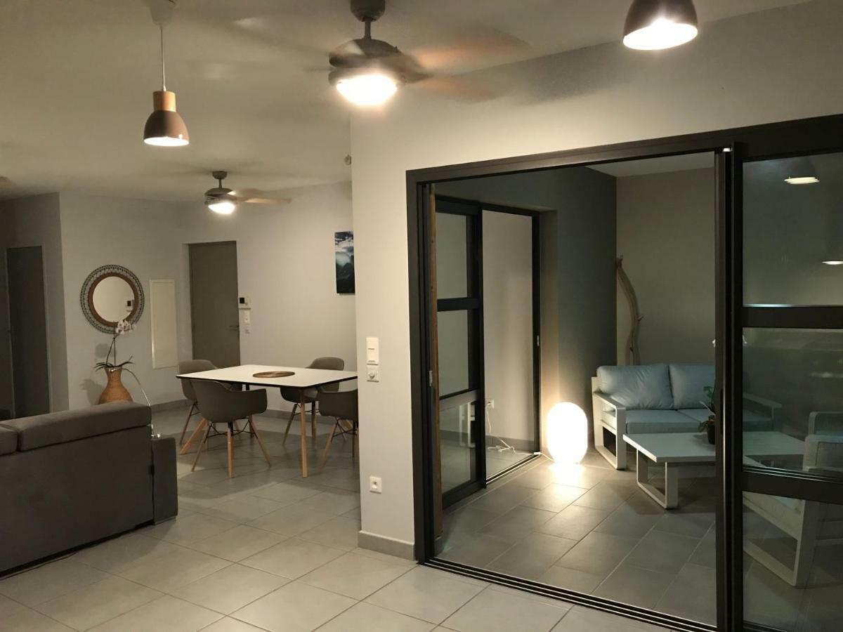 100 Rue Suffren Appartement Saint Pierre Buitenkant foto
